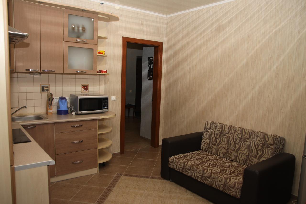 U Very Appartamento Gomel Esterno foto