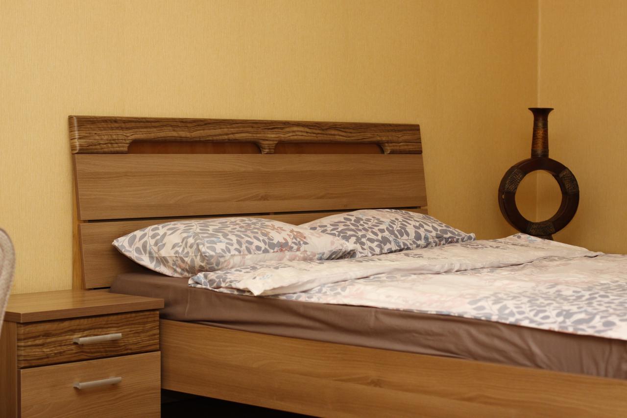 U Very Appartamento Gomel Esterno foto
